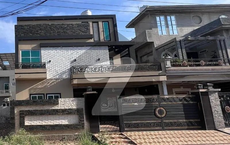 Good Location House Of 10 Marla In Central Park - Block G For sale
