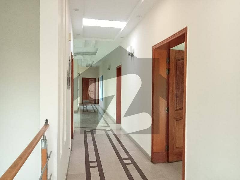 1 kanal upper portion for Rent in dha phase 8 Ex Air Avenue