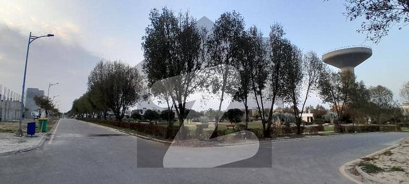 Prime Location 5 Marla Residential Plot Is Available For sale In New Lahore City