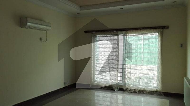 A Well Designed Lower Portion Is Up For rent In An Ideal Location In D-12