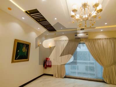 ڈیوائن گارڈنز لاہور میں 3 کمروں کا 10 مرلہ مکان 3.75 کروڑ میں برائے فروخت۔
