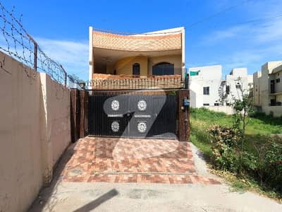 Prominently-Located House Available In PCSIR Housing Scheme Phase 1 - Block A For sale