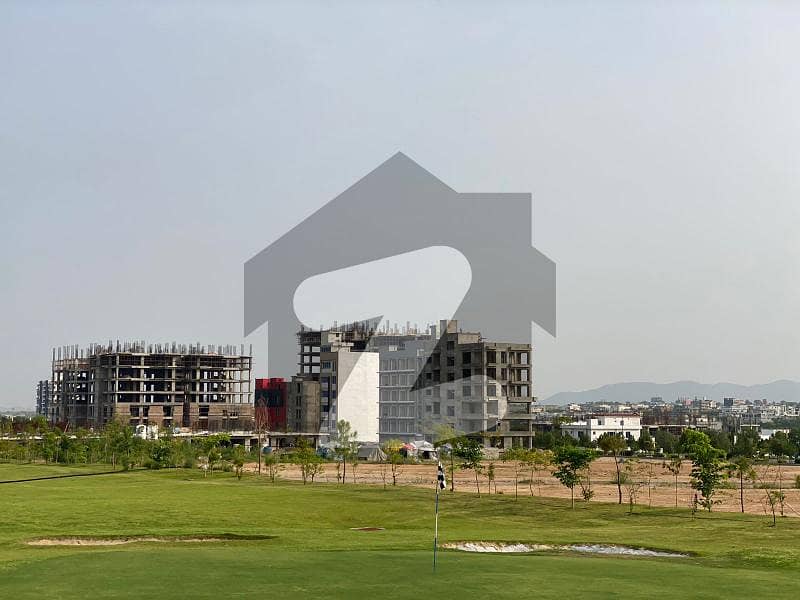 Top City 5 Marla Plot For Sale Block E