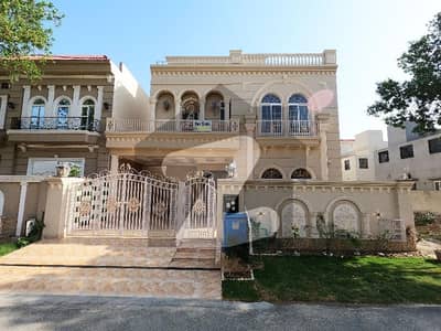 DHA 11 Rahbar Phase 1 - Block D House Sized 10 Marla For sale
