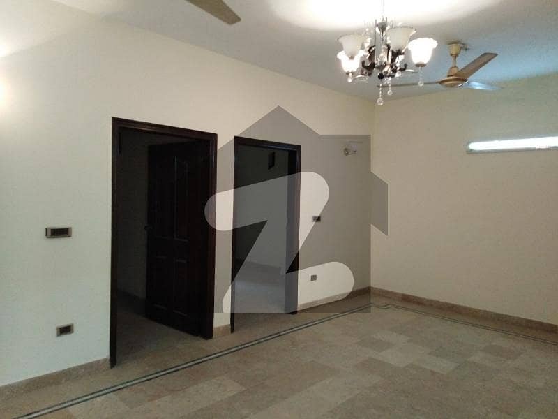 Prime Location Flat Of 950 Square Feet In Sehar Commercial Area For rent