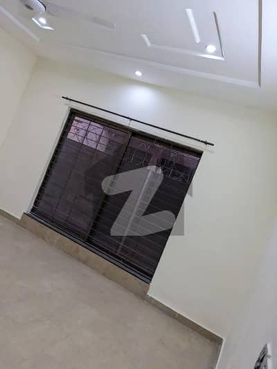 Askari Xi 12-M Flat For Rent