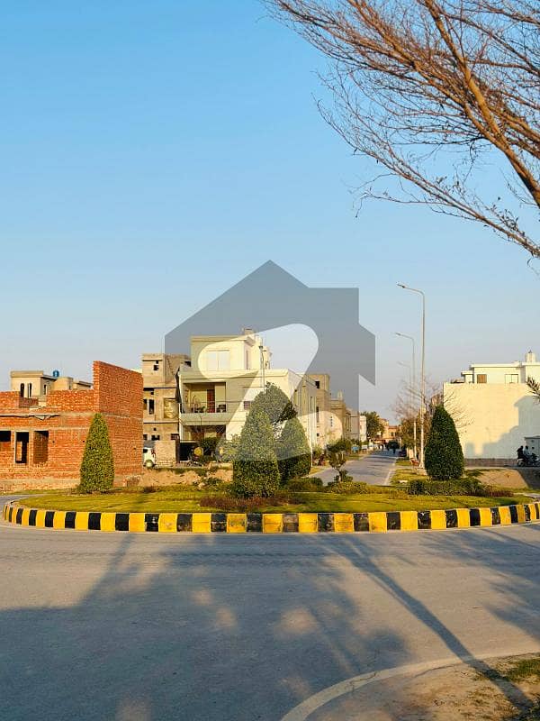 پارک ویو سٹی ۔ ڈائمنڈ بلاک پارک ویو سٹی,لاہور میں 5 مرلہ رہائشی پلاٹ 52.0 لاکھ میں برائے فروخت۔