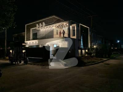 Corner 1Kanal Ultra Modern Luxury House Is Up For Sale On 80 Wide Road Premium Location