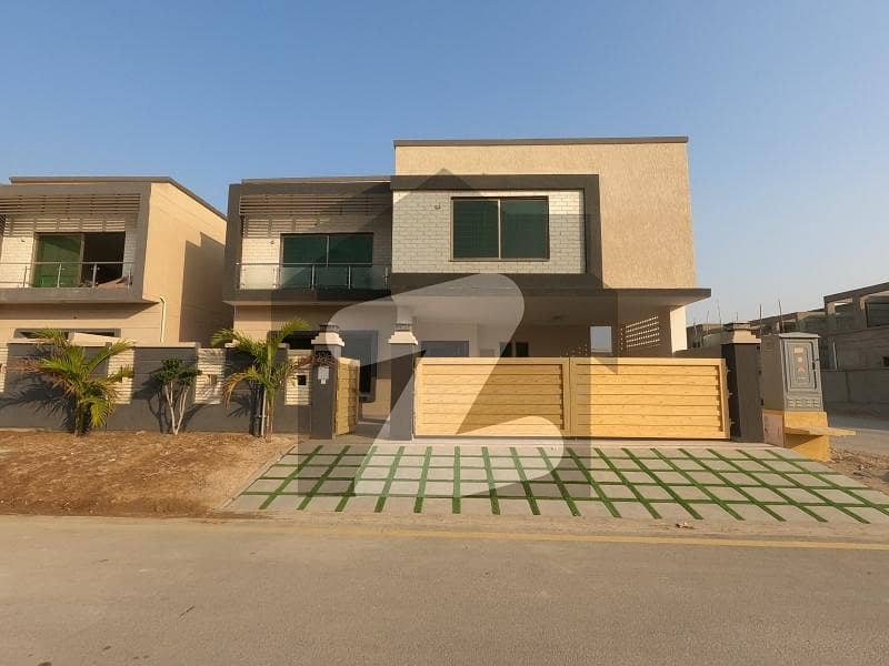 Spacious House Is Available For sale In Ideal Location Of Askari 6