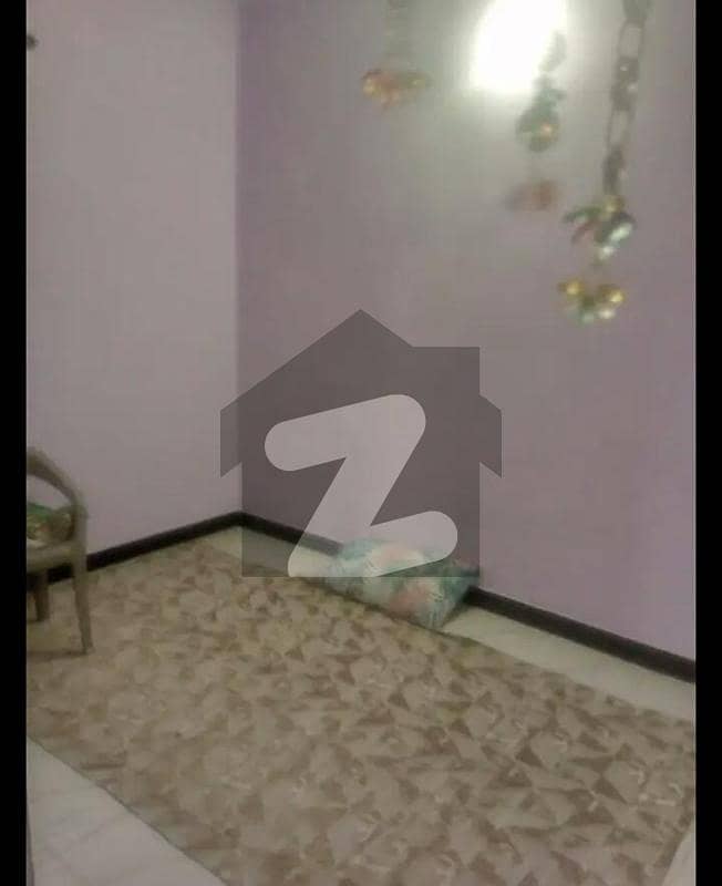 لیاقت آباد - بلاک 3 لیاقت آباد,کراچی میں 2 کمروں کا 0 مرلہ مکان 28.0 لاکھ میں برائے فروخت۔