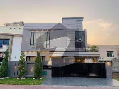 10 MARLA DELUXE & GLEAMING HOUSE FOR SALE IN DHA PHASE 6