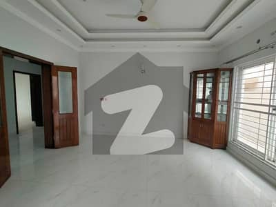 1 Kanal Lower Lock Upper Portion For Rent In Phase 6 DHA