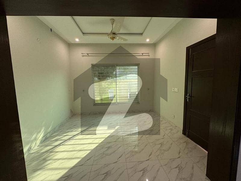 12 Marla Upper Portion Available For Rent In Media Town Block A