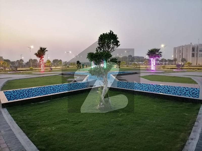 1 Kanal Residential Plot Available For Sale In Royal Palm City Gujranwala Block-B(81)
