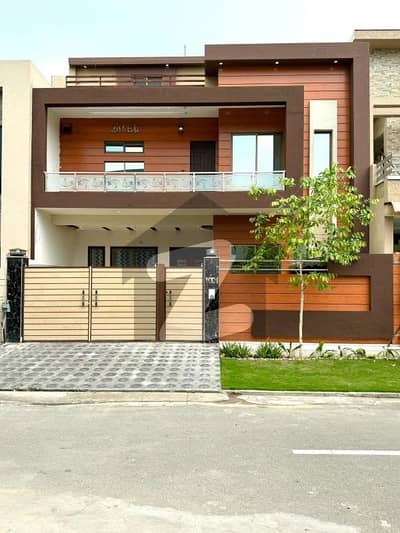 Buy A Prime Location House Of 7 Marla In Satiana Road