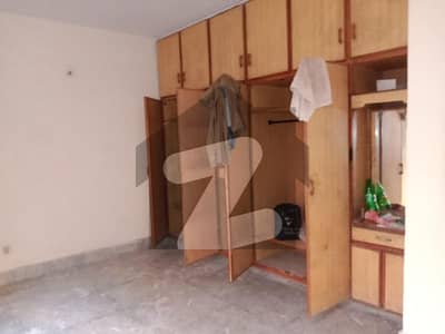 1 Kanal Beautiful Double story house for Sale on Main Boulevard Mustafa Town