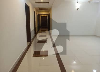 10 Marla 3 bed Apartment is Available for sale in askari 11 Lahore