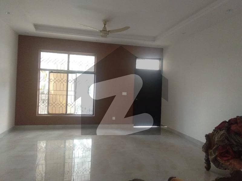 20 Marla New Brand Upper Portion For Rent 3 Bad Attached Bath Marble Flooring Wood Work