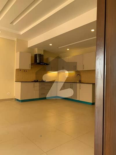2 Beds Luxury 1100 Sq Feet Apartment Flat For Rent Located In Bahria Heights Bahria Town Karachi.