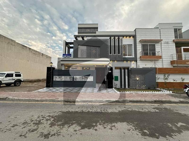 Luxurious Designer 10 Marla Brand New House For Sale In Bahria Town Lahore