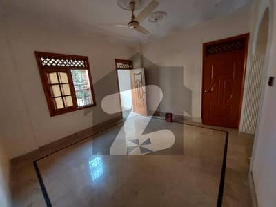 ناظم آباد 2 - بلاک ای ناظم آباد 2,ناظم آباد,کراچی میں 3 کمروں کا 5 مرلہ بالائی پورشن 1.05 کروڑ میں برائے فروخت۔