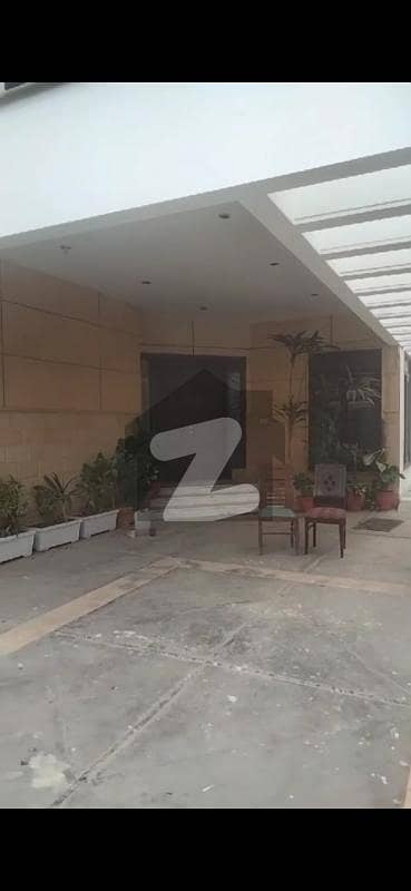 Unoccupied Prime Location House Of 1000 Square Yards Is Available For Rent In DHA Phase 5