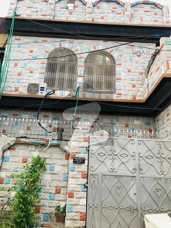 حیات آباد پشاور میں 6 کمروں کا 6 مرلہ مکان 2.6 کروڑ میں برائے فروخت۔