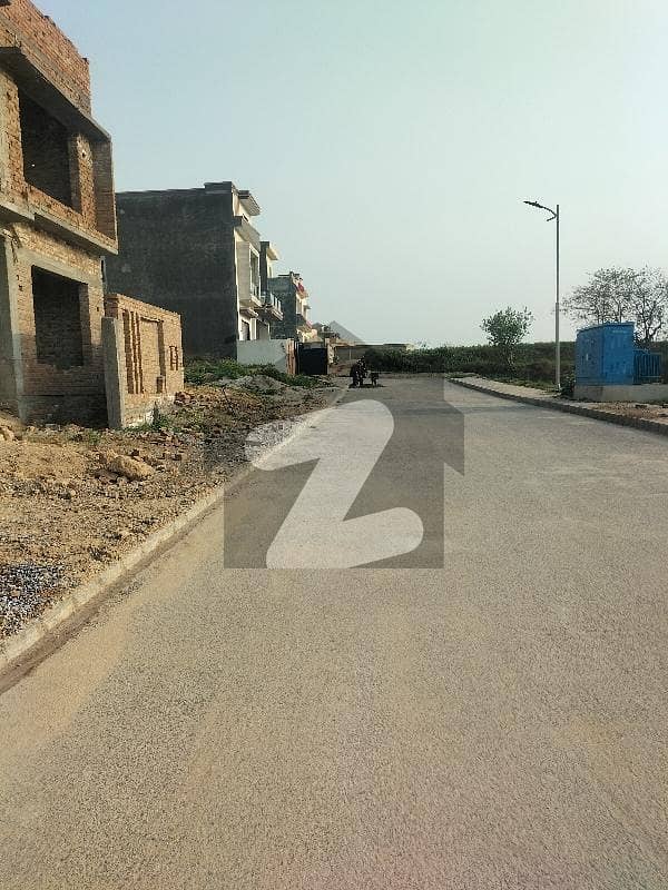 5 Marla possession ready for construction plot available for sale on investor price