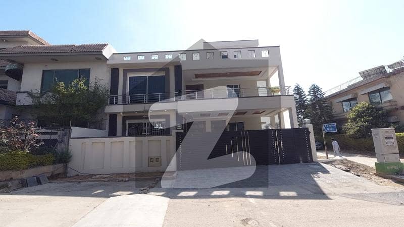 G-15 House Sized 12 Marla For Sale