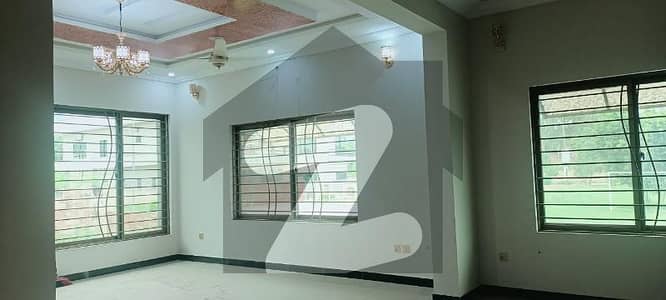 1 Kanal House For Rent In Top City 1 - Block B