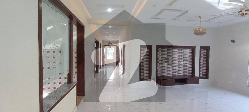 50x90 Upper Portion Available For Rent In G-13