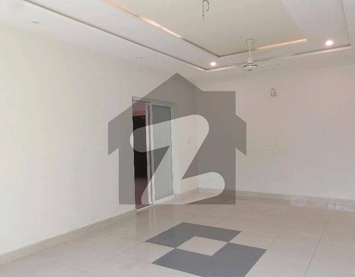 10 Marla House In Askari 11 Is Available For sale