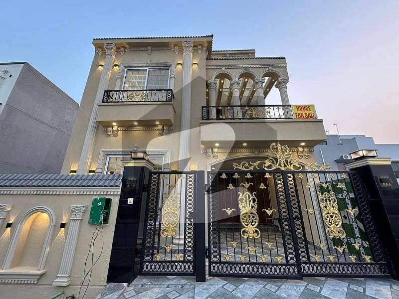 5 Marla Ultra Classic House For Sale In Bahria Town Centre