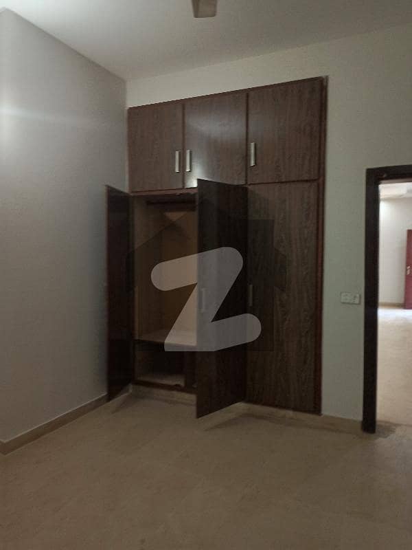 2 bedroom attach washroom drawing room launch kitchen 7 Marla ground portion demand 70000