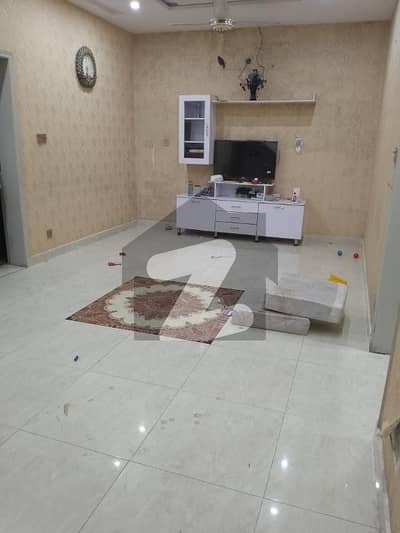 5 MARLA HOUSE AVAILABLE FOR RENT IN GULSHAN E LAHORE