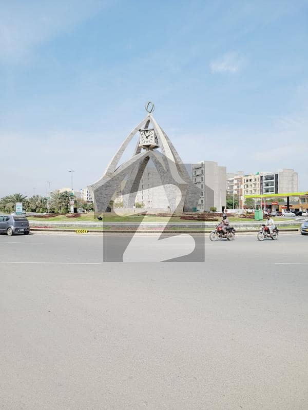 8 MARLA CORNER COMMERCIAL PLOT FOR SALE IN RAFI BLOCK BAHRIA TOWN LAHORE