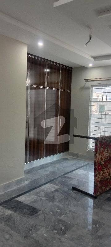 جوبلی ٹاؤن ۔ بلاک ای جوبلی ٹاؤن,لاہور میں 3 کمروں کا 5 مرلہ بالائی پورشن 34.0 ہزار میں کرایہ پر دستیاب ہے۔