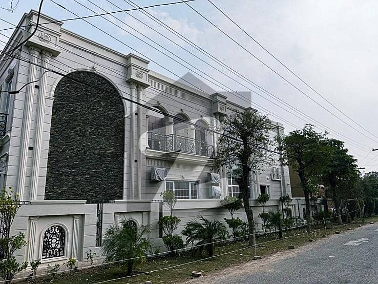 ڈی ایچ اے فیز 1 ڈیفنس (ڈی ایچ اے),لاہور میں 5 کمروں کا 1 کنال مکان 13.0 کروڑ میں برائے فروخت۔