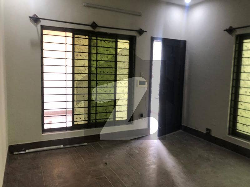 10 Marla House For Rent In Soan Garden Islamabad
