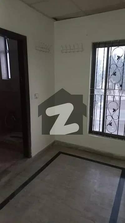 2 BEDROOM APPARMENT AVAILABLE FOR RENT