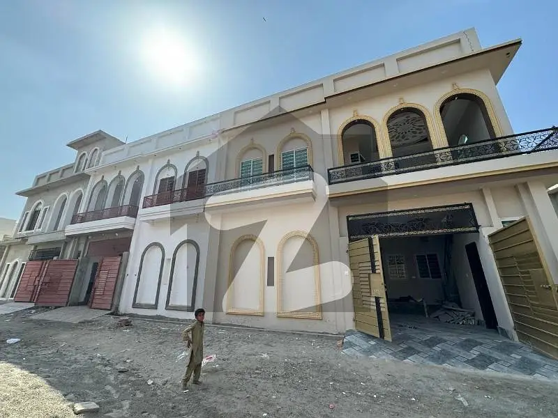 4.5 Marla Brand New Double Storey Outstanding House For Sale In Shalimar Colony