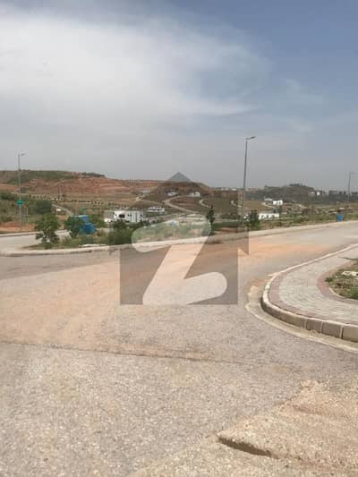kanal plot for sale in DHA Phase 4