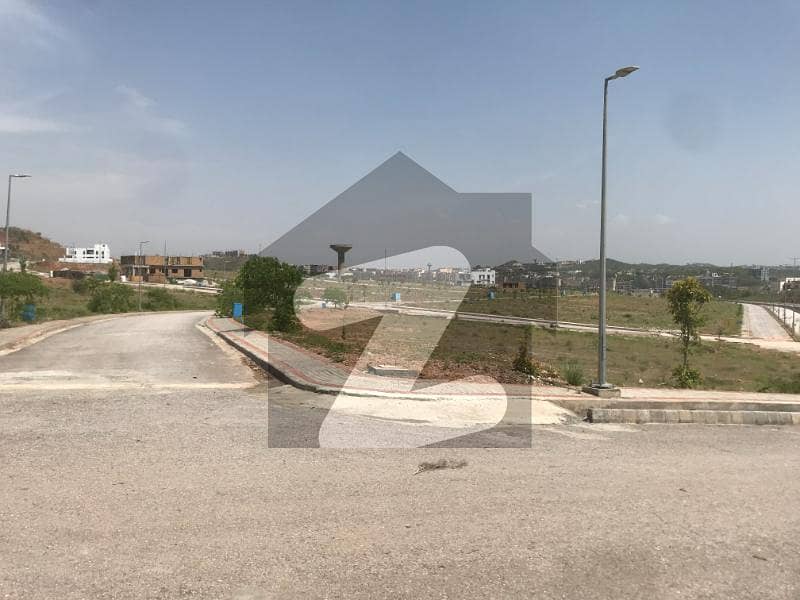 Kanal Plot For Sale In DHA Phase 4