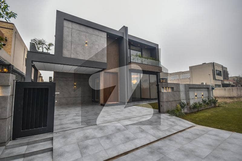 10 Marla Beautifully Designed Modern House For Sale EDEN Avenue