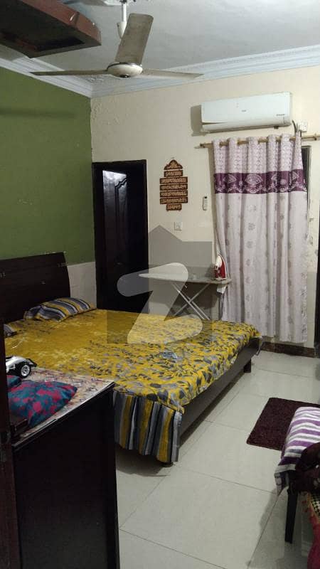 سکیم 33 کراچی میں 6 کمروں کا 5 مرلہ مکان 2.4 کروڑ میں برائے فروخت۔