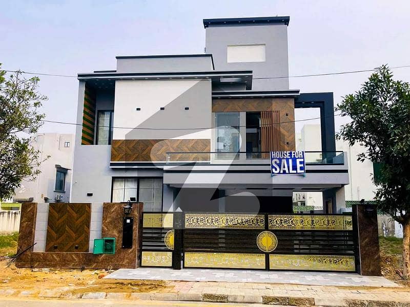 Luxurious Designer 10 Marla Brand New House For Sale In Bahria Town Lahore