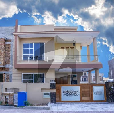 We Offer 10 Marla Brand New Designer House For Sale On (Investor Rate) On (Urgent Basis) In Bahria Town Rawalpindi / Islamabad
