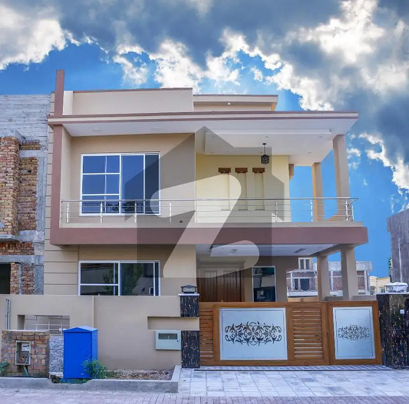 We Offer 10 Marla Brand New Designer House For Sale On (Investor Rate) On (Urgent Basis) In Bahria Town Rawalpindi