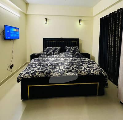 1 Bed Diamond Mall Gulberg Greens