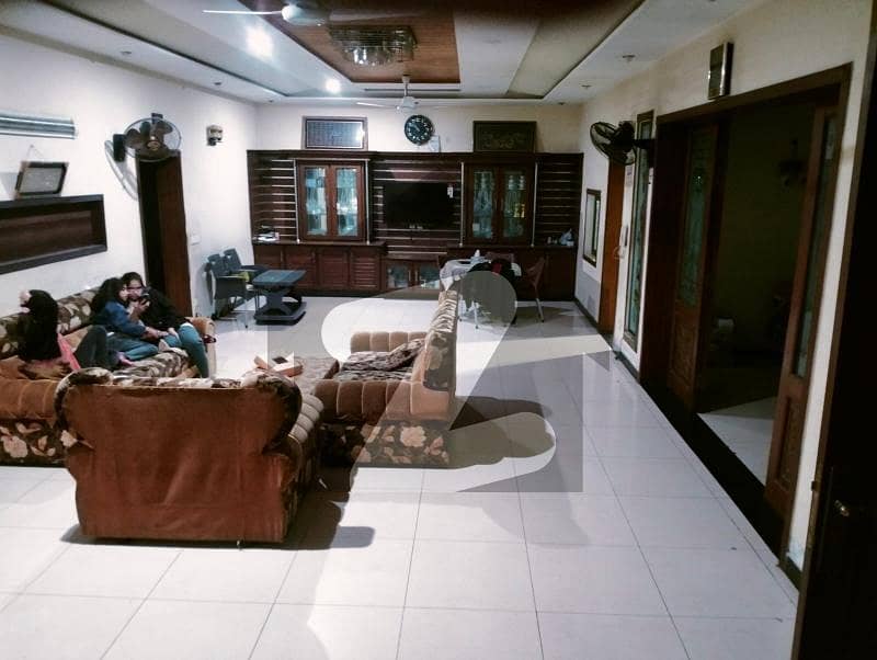 جوہر ٹاؤن فیز 1 جوہر ٹاؤن,لاہور میں 2 کمروں کا 14 مرلہ زیریں پورشن 85.0 ہزار میں کرایہ پر دستیاب ہے۔